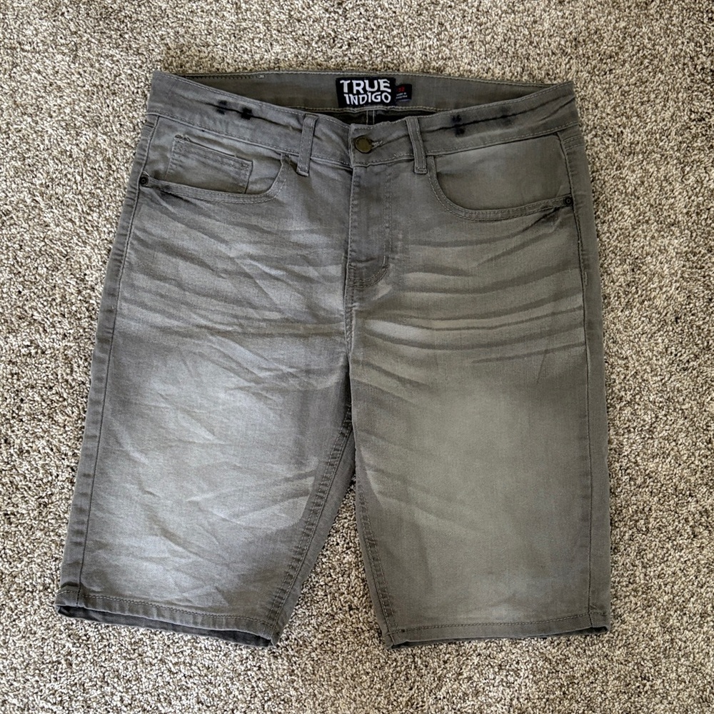 True Indigo Men’s Washed Gray Denim Shorts